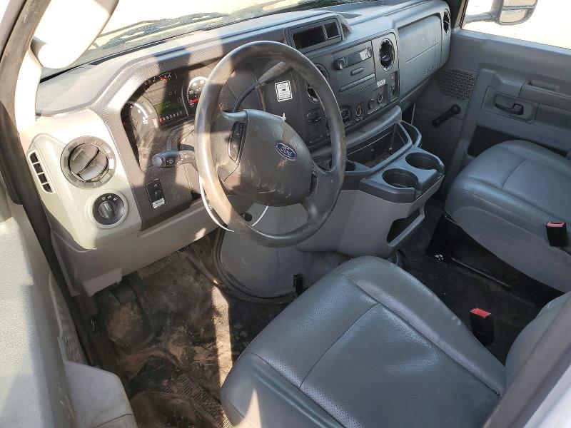 2018 Ford E350 box Truck