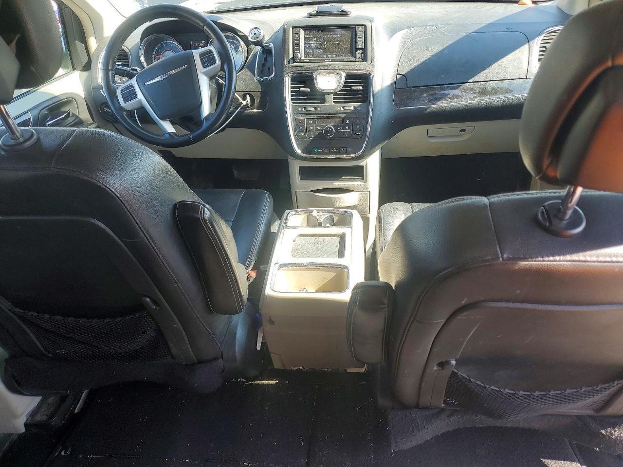 2015 Chrysler Town & Country Touring