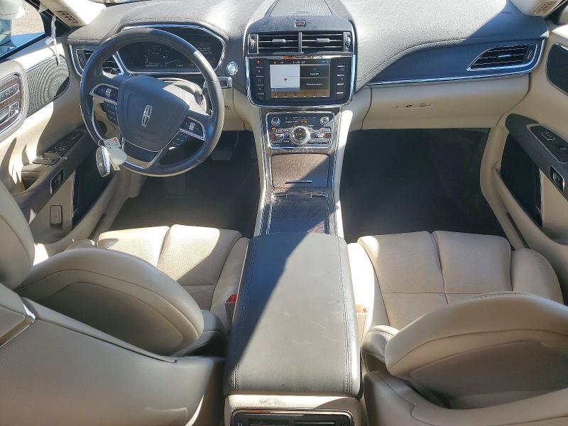 2017 Lincoln Continental Select