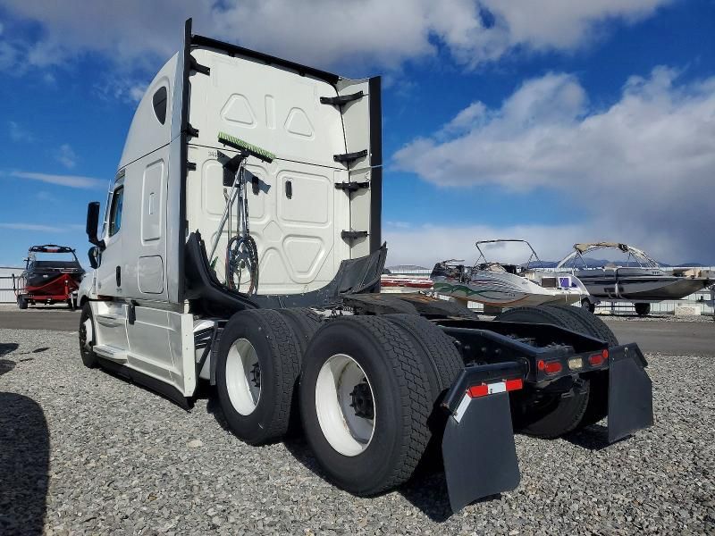 2021 Freightliner Cascadia 126 Semi Truck