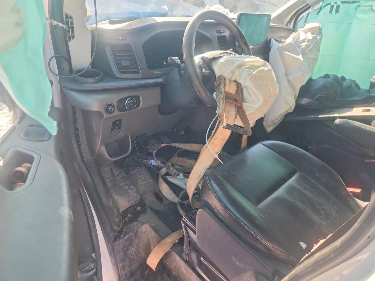 2022 Ford Transit 250 Utility / Service Van