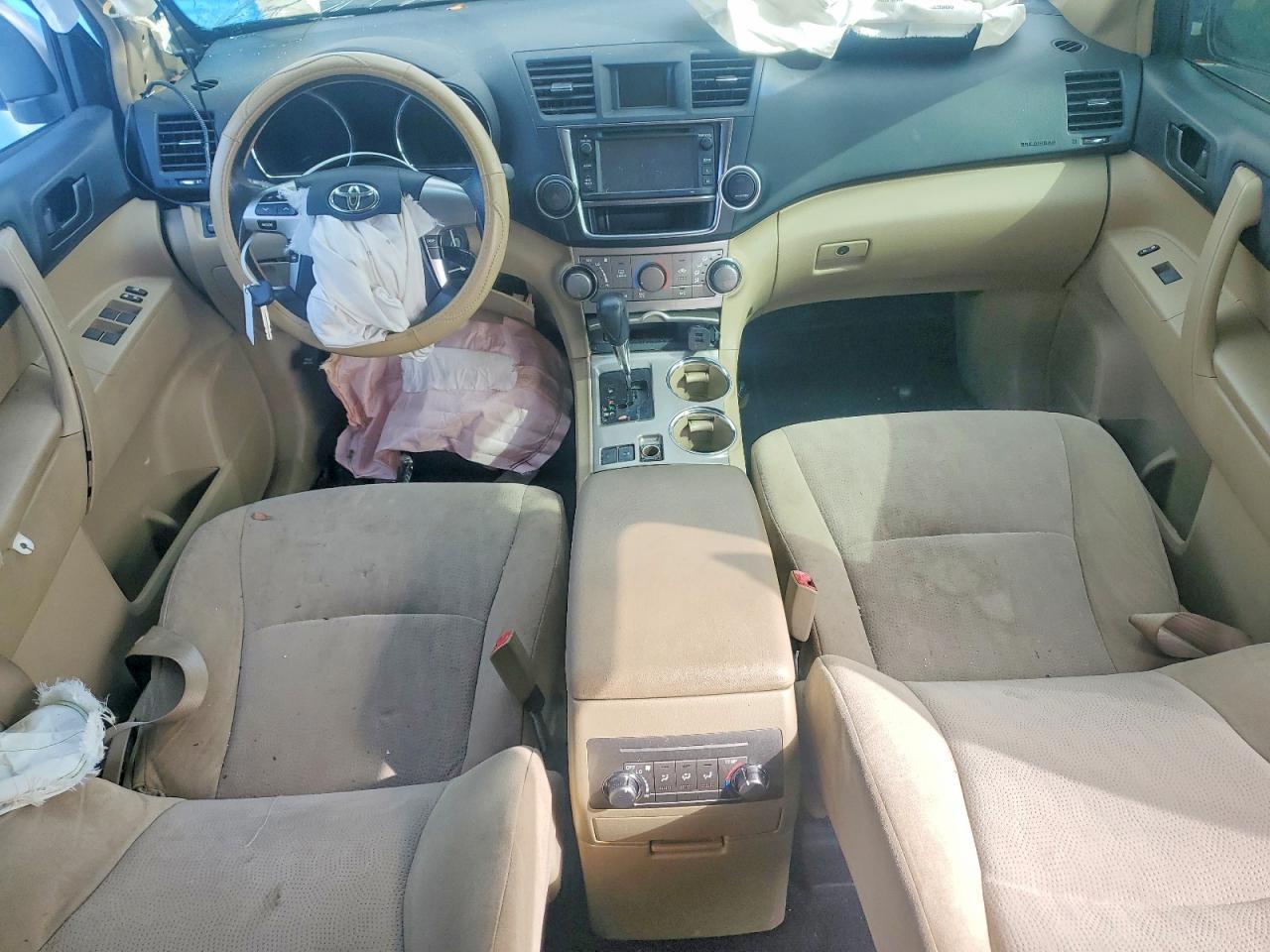 2013 Toyota Highlander Base