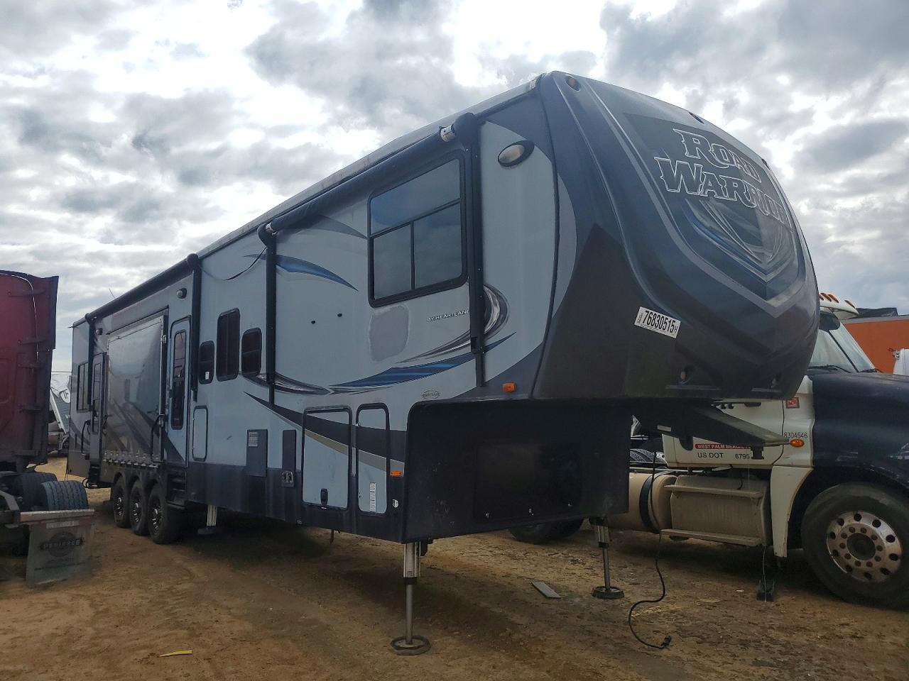 2016 Heartland Road Warrior RV
