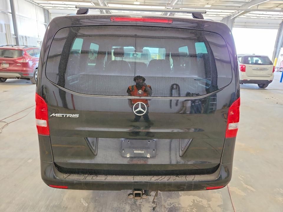 2016 Mercedes-Benz Metris