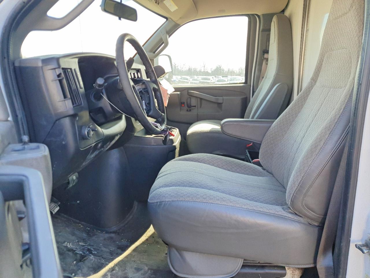 2020 Chevrolet Express Delivery Truck