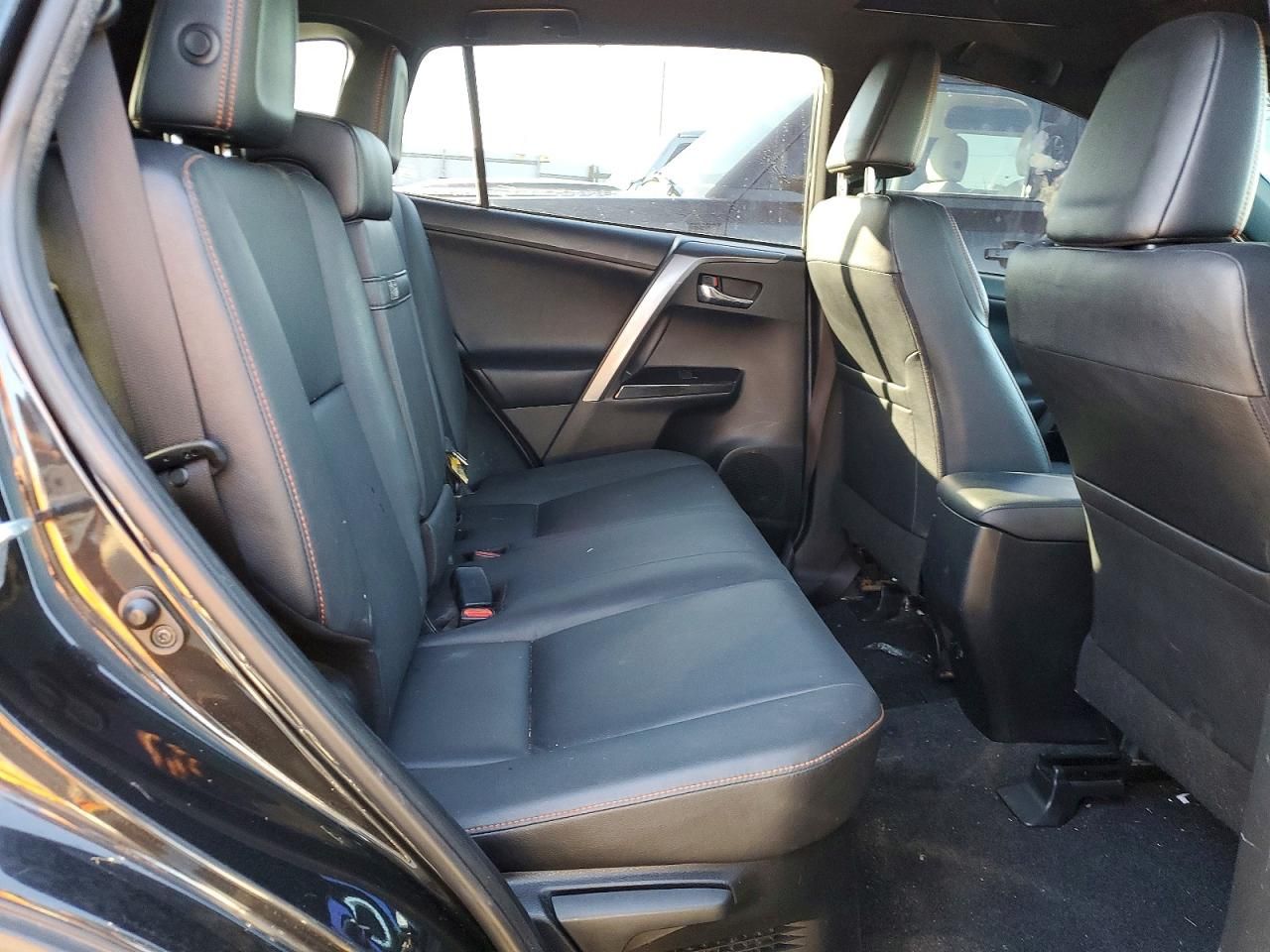 2017 Toyota Rav4 hv se