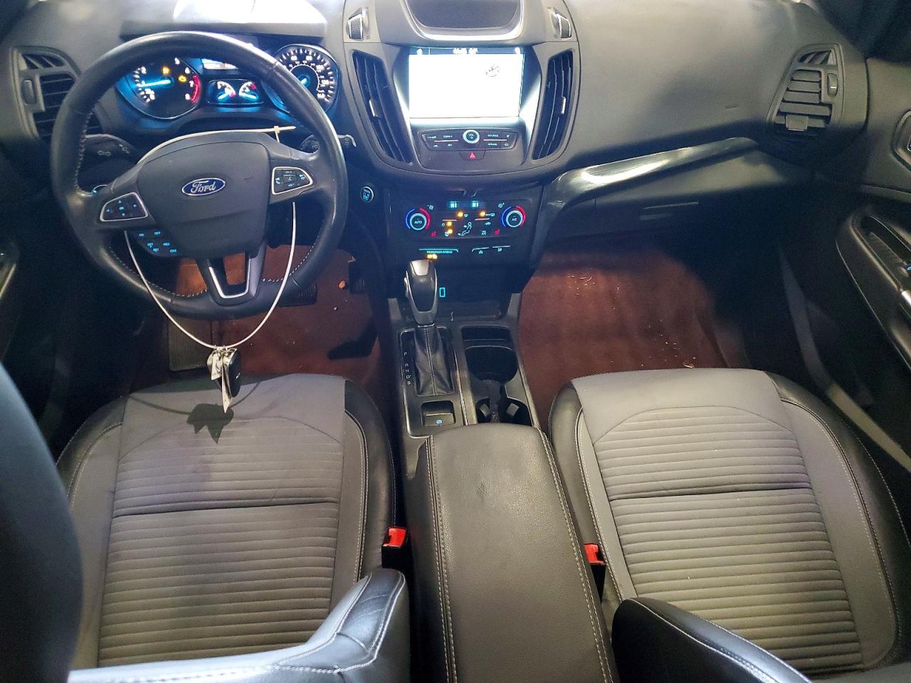 2019 Ford Escape se