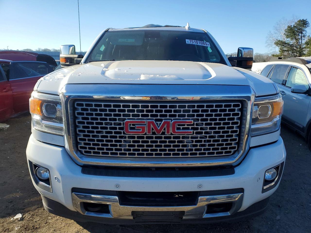 2016 GMC Sierra K2500 Denali