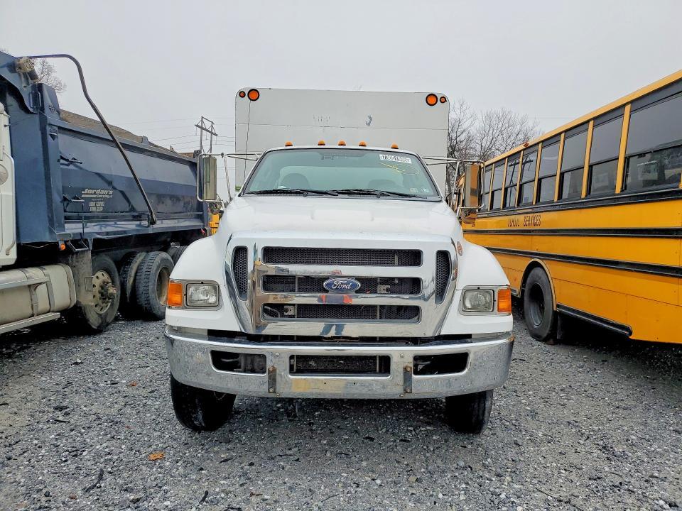 2015 Ford F750 Super Duty