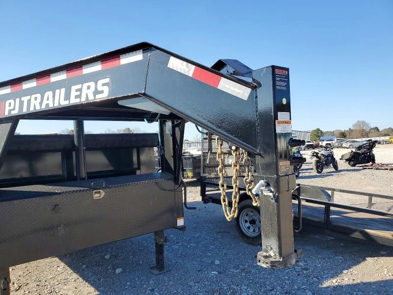 2026 PJ Dump Trailer