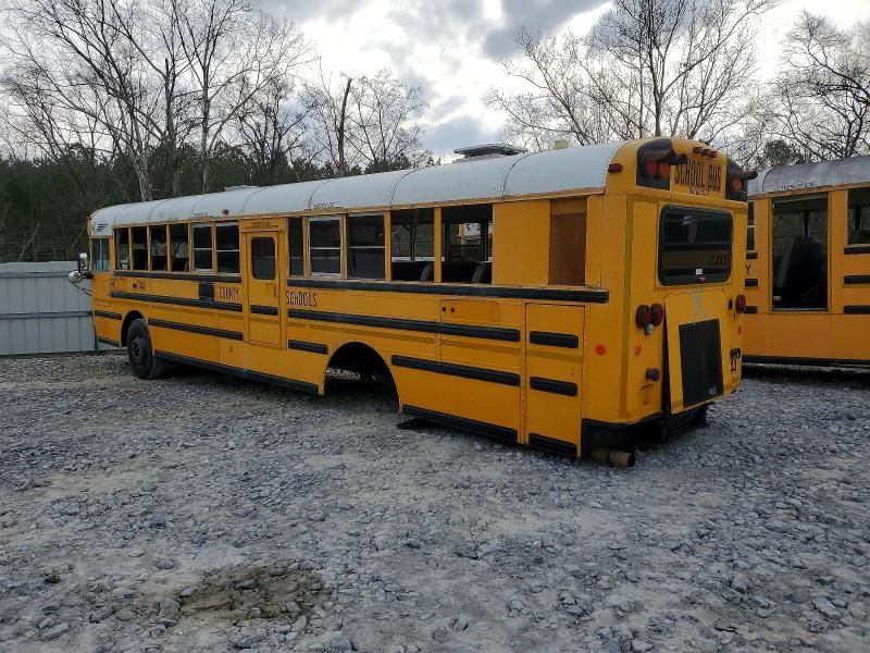 2004 International 2000 Serie-School Bus