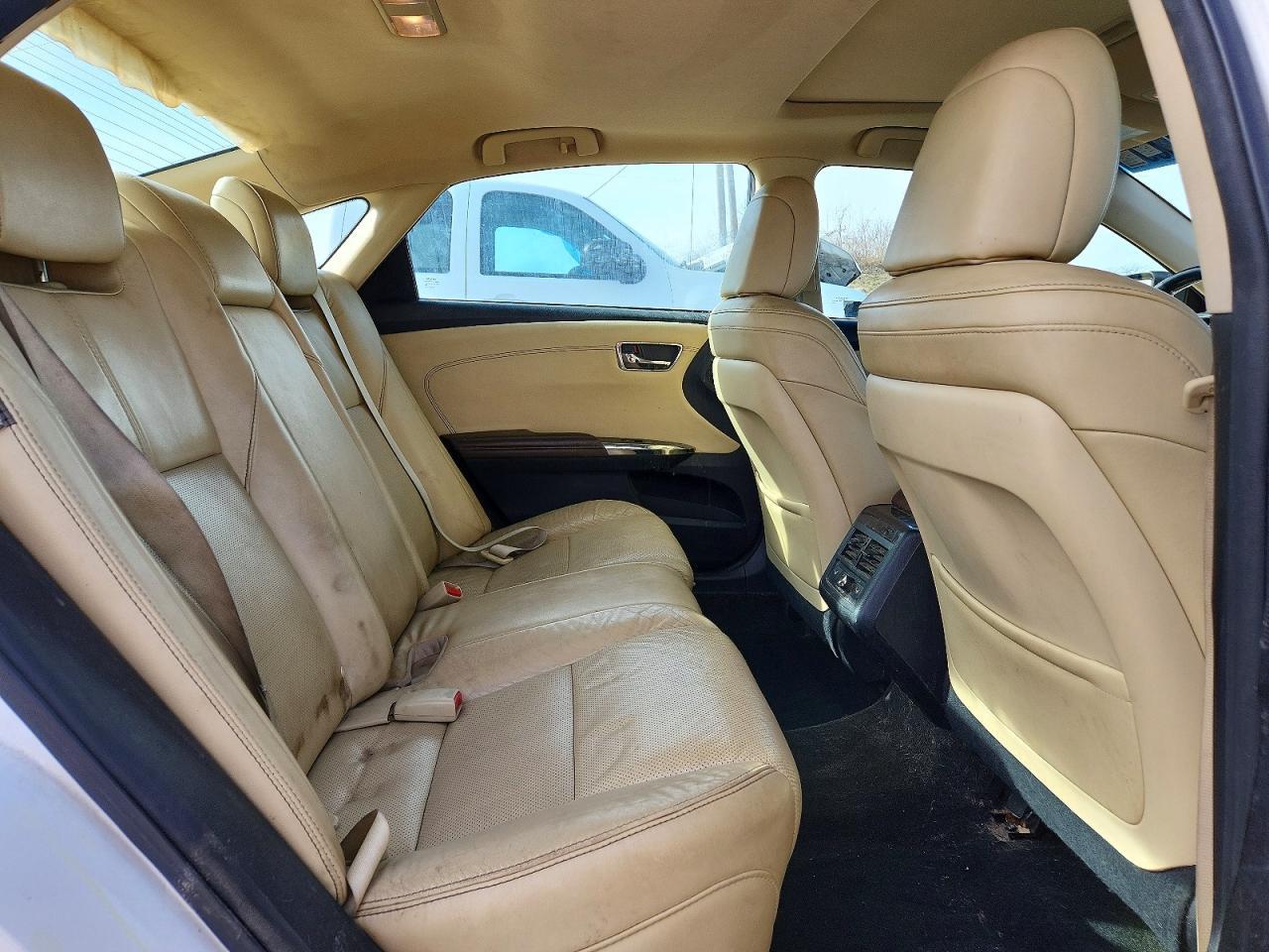2013 Toyota Avalon Base