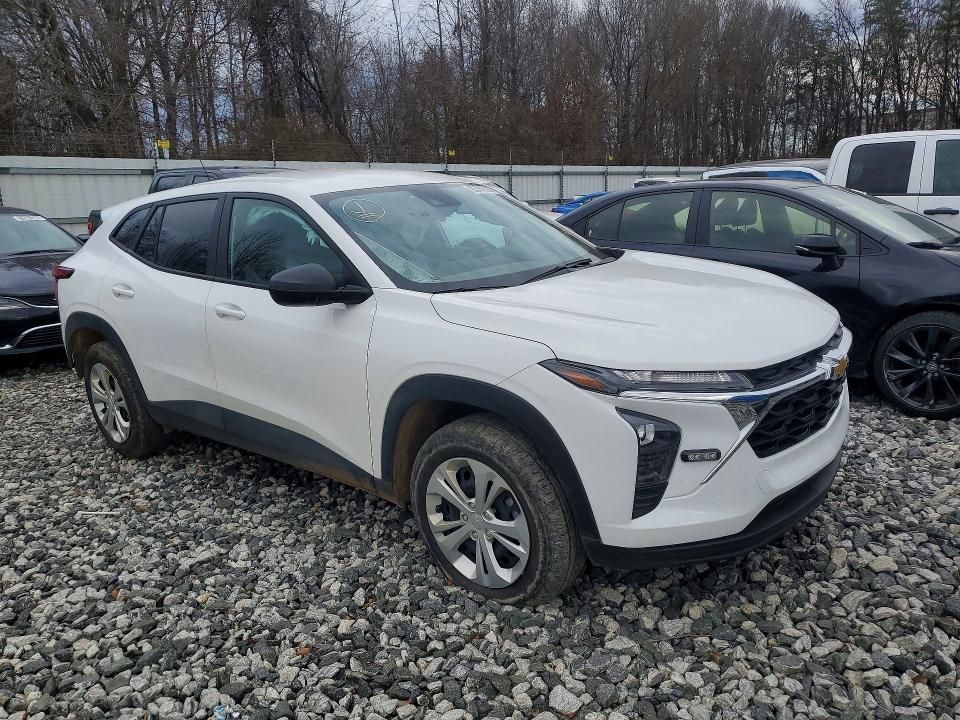 2025 Chevrolet Trax ls