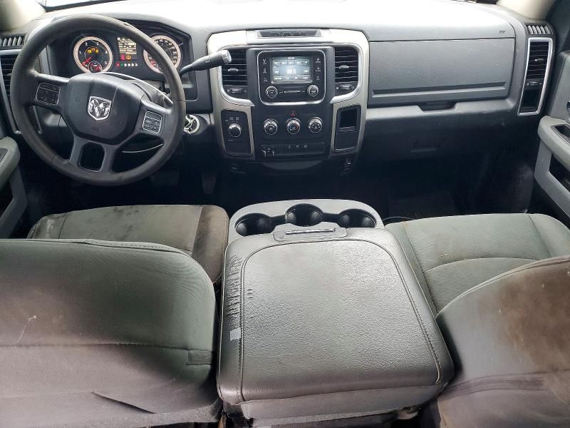 2016 Dodge RAM 2500 Flatbed Truck