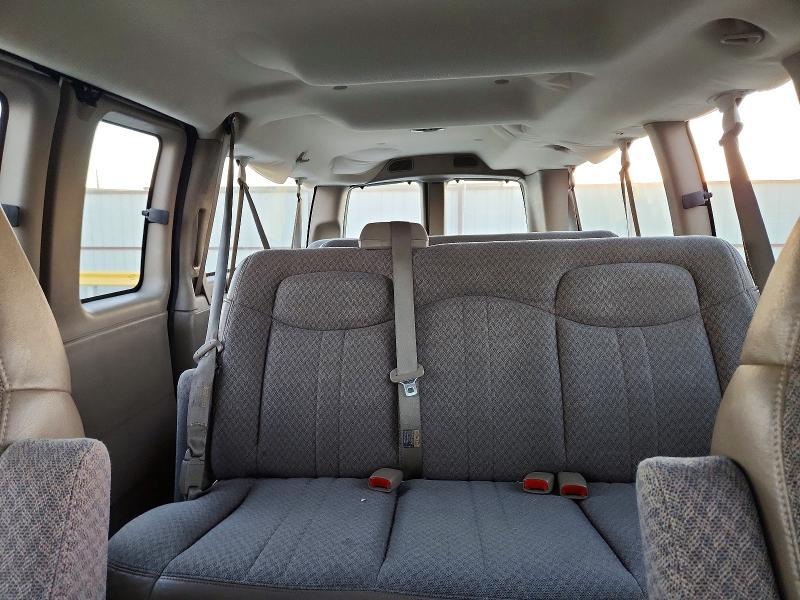 2003 GMC Savana G2500