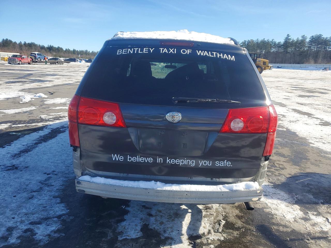2008 Toyota Sienna ce