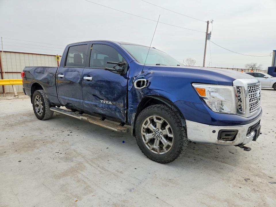 2018 Niss Titan xd sv