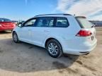 2016 Volkswagen Golf Sportwagen s