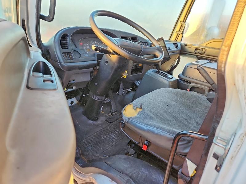 2009 Isuzu T7F Refrigerated BOX Truck