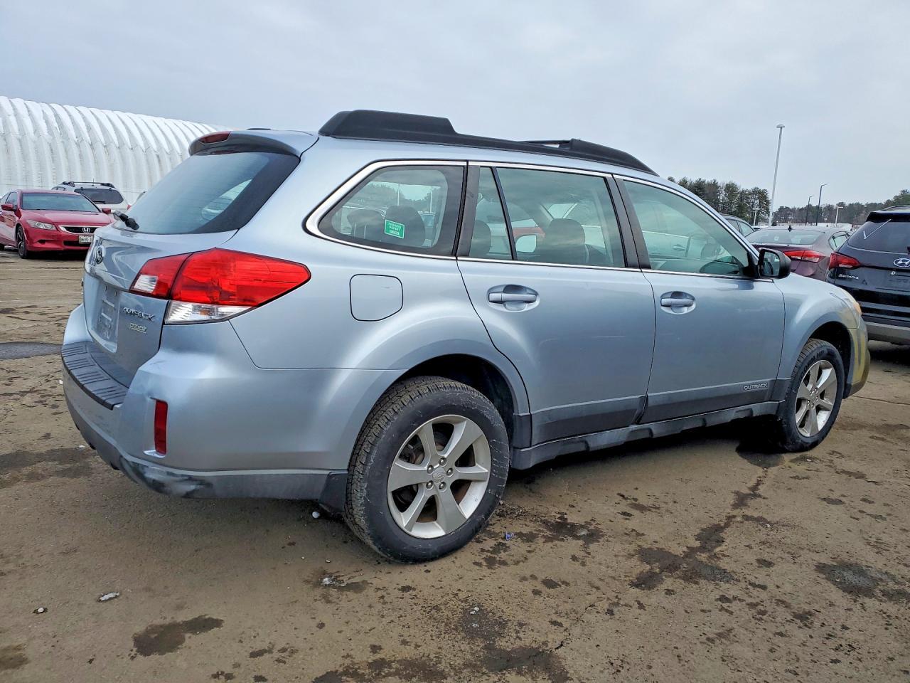 2014 Subaru Outback 2.5i