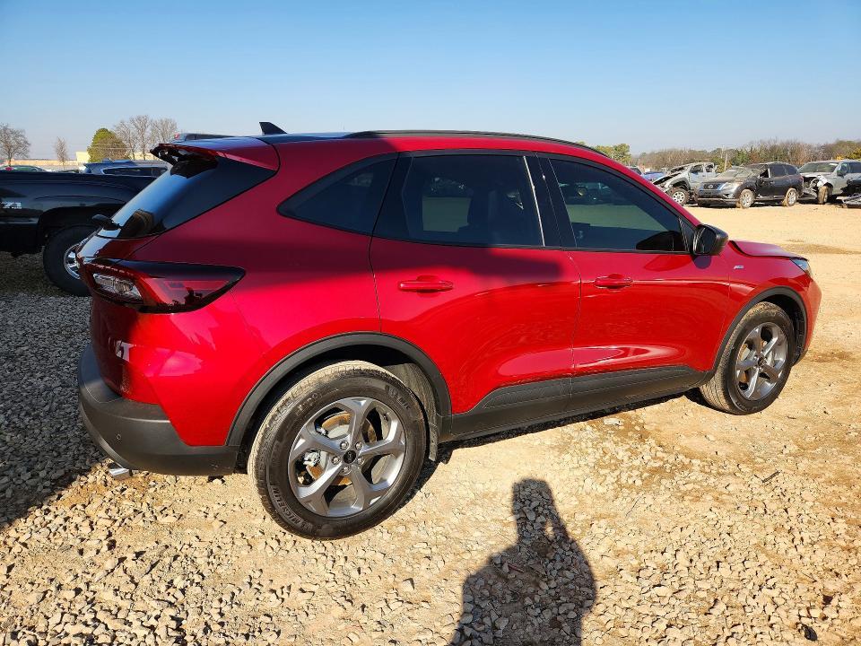 2025 Ford Escape st Line
