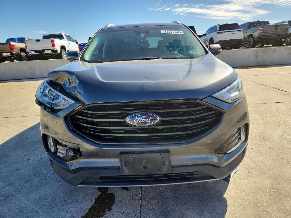 2019 Ford Edge sel
