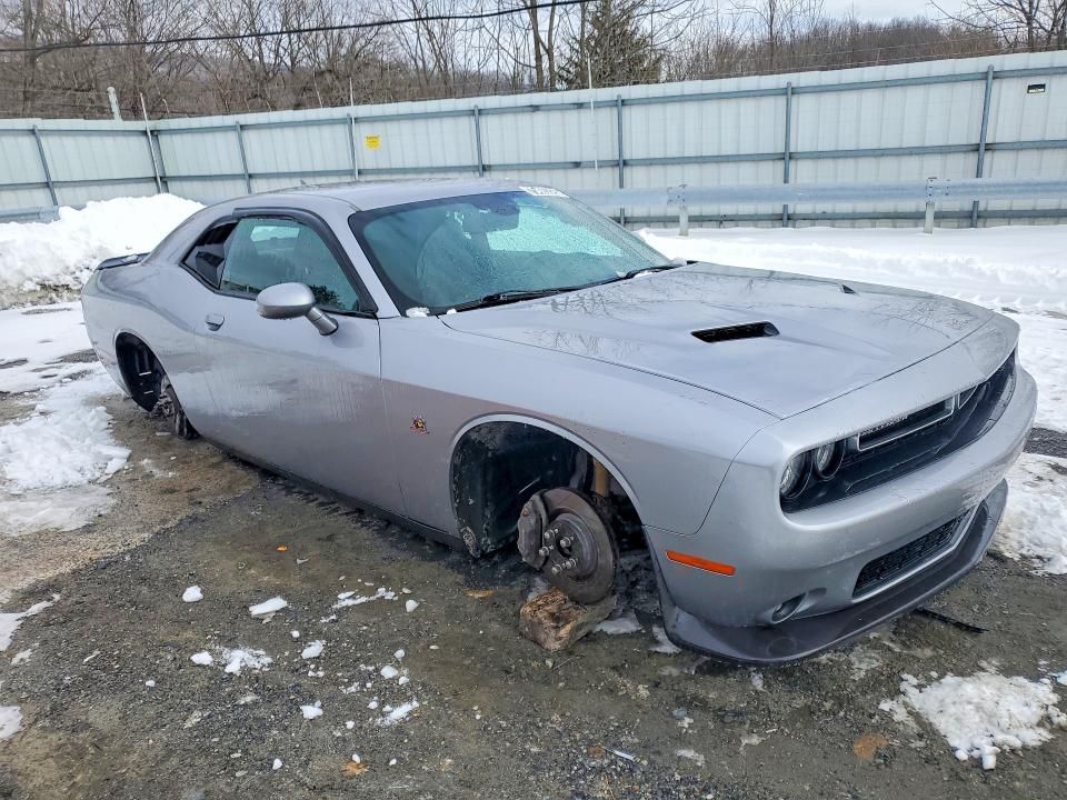 2016 Dodge Challenger R/T Scat Pack