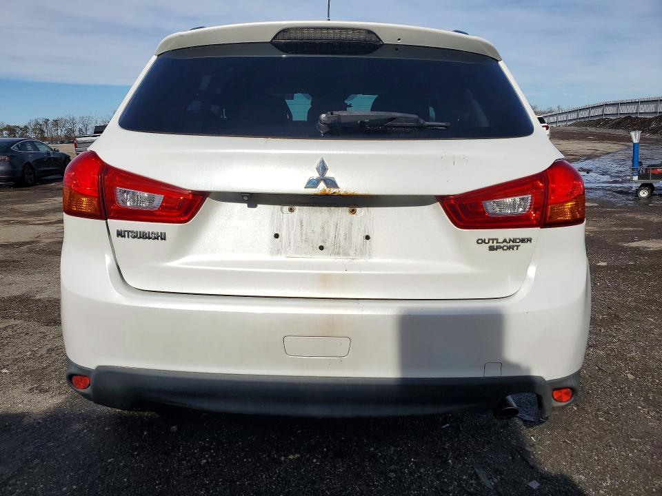 2013 Mitsubishi Outlander Sport se