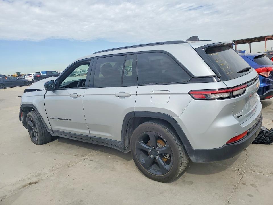 2024 Jeep Grand Cherokee Laredo