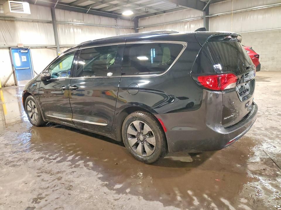 2018 Chrysler Pacifica Hybrid Limited