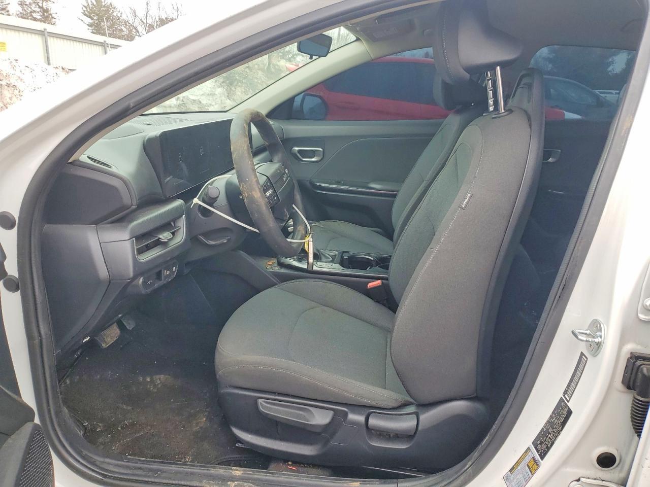 2025 KIA K4 lx