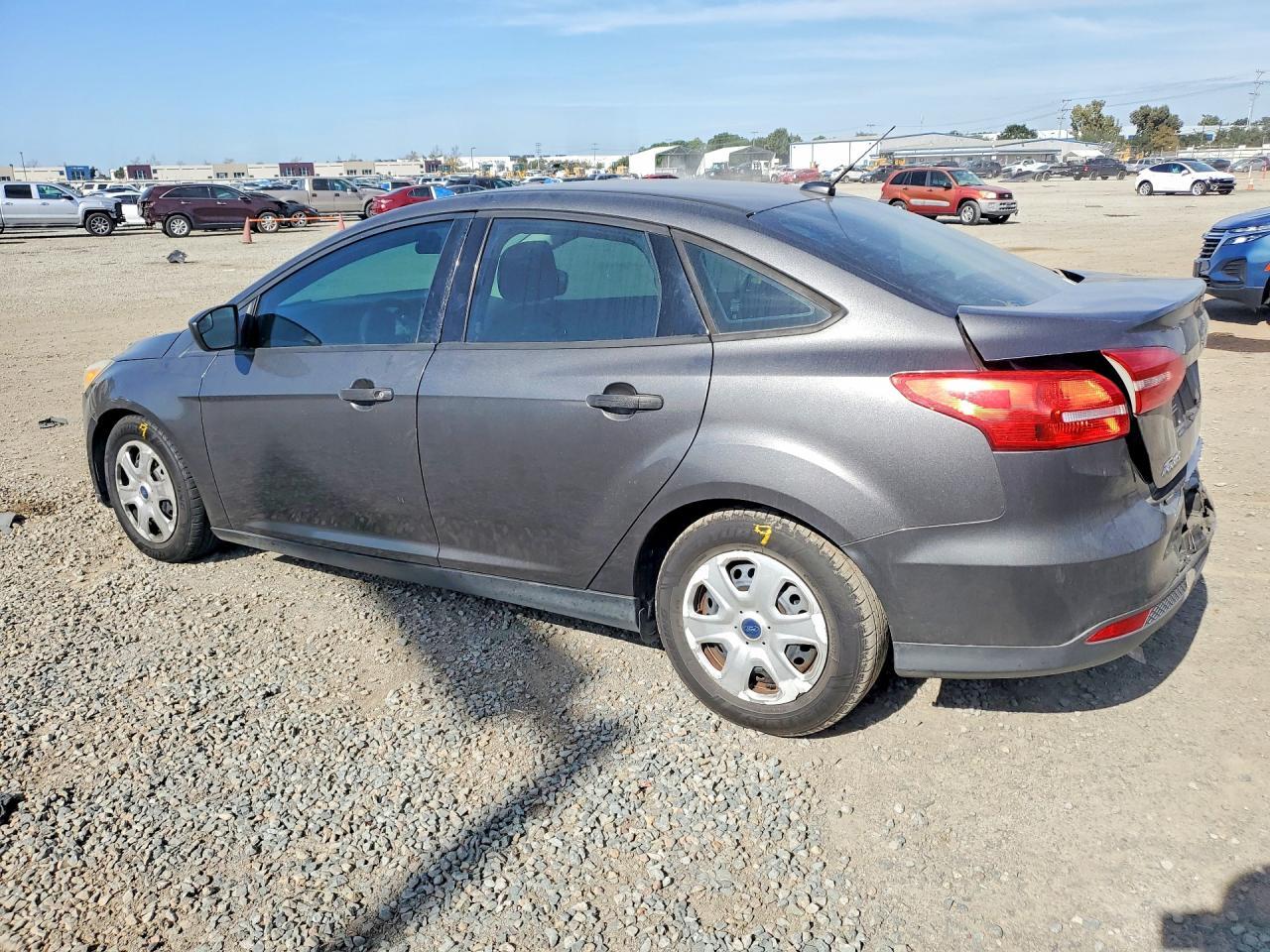 2015 Ford Focus s