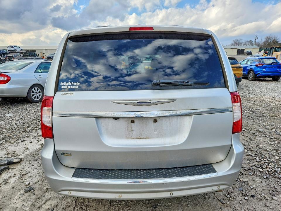 2012 Chrysler Town & Country Touring
