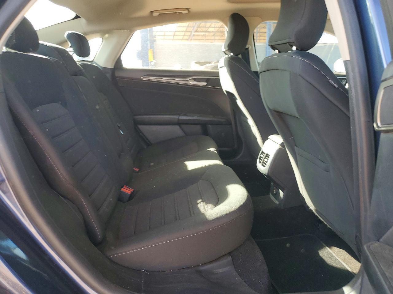 2019 Ford Fusion se