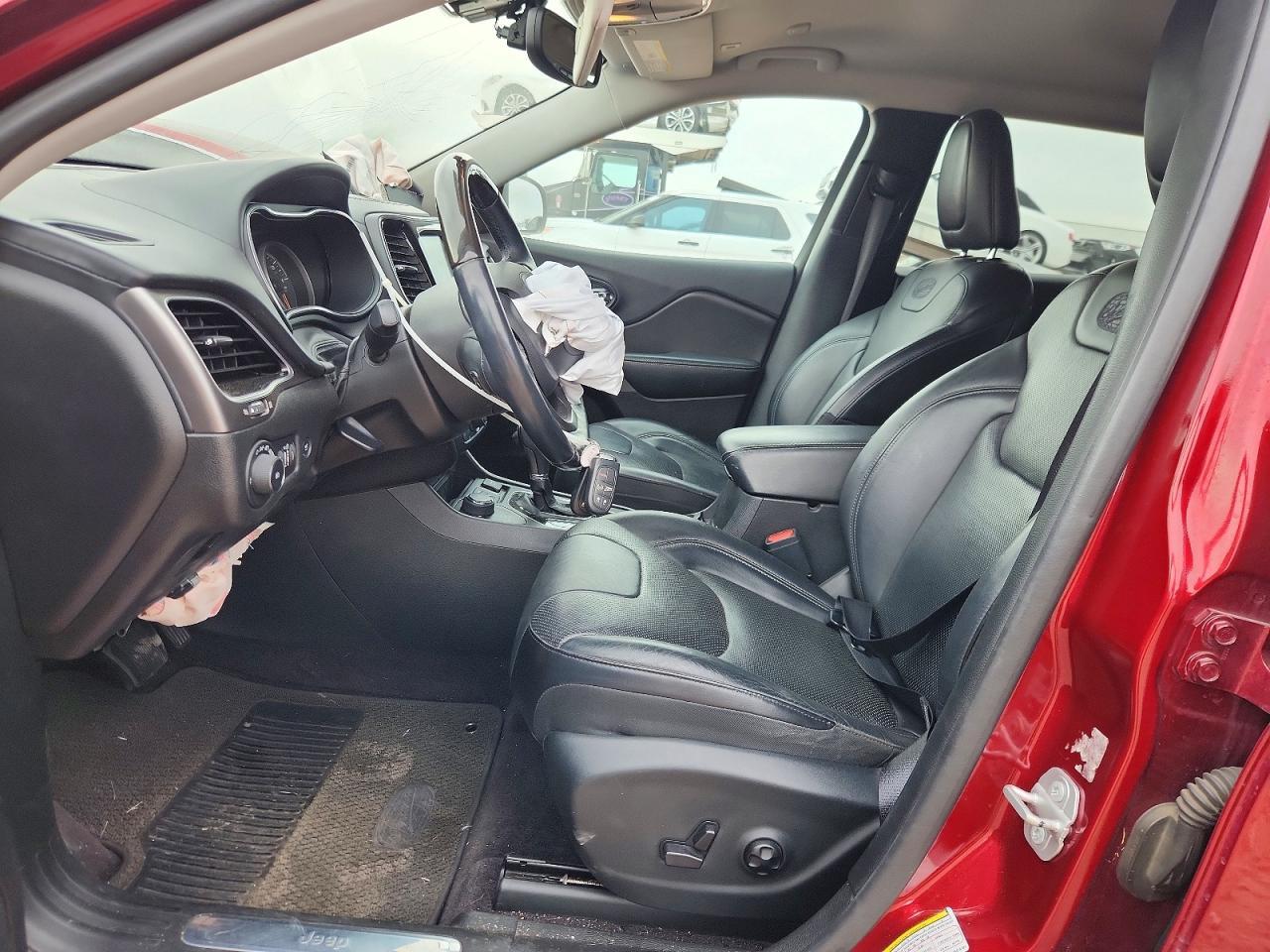 2019 Jeep Cherokee Overland