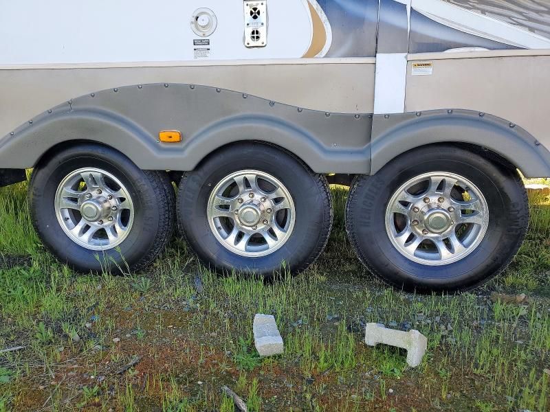 2009 Raptor 2009 Keystone rv Raftor Camper