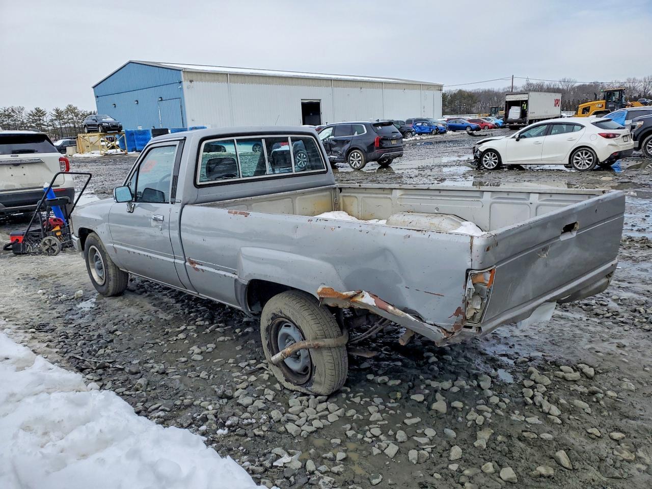 1987 Toyota Pickup Deluxe