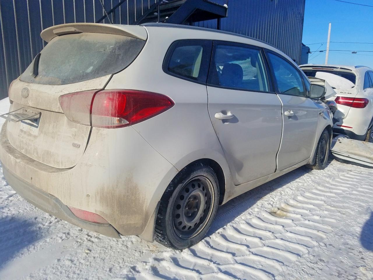 2014 KIA Rondo