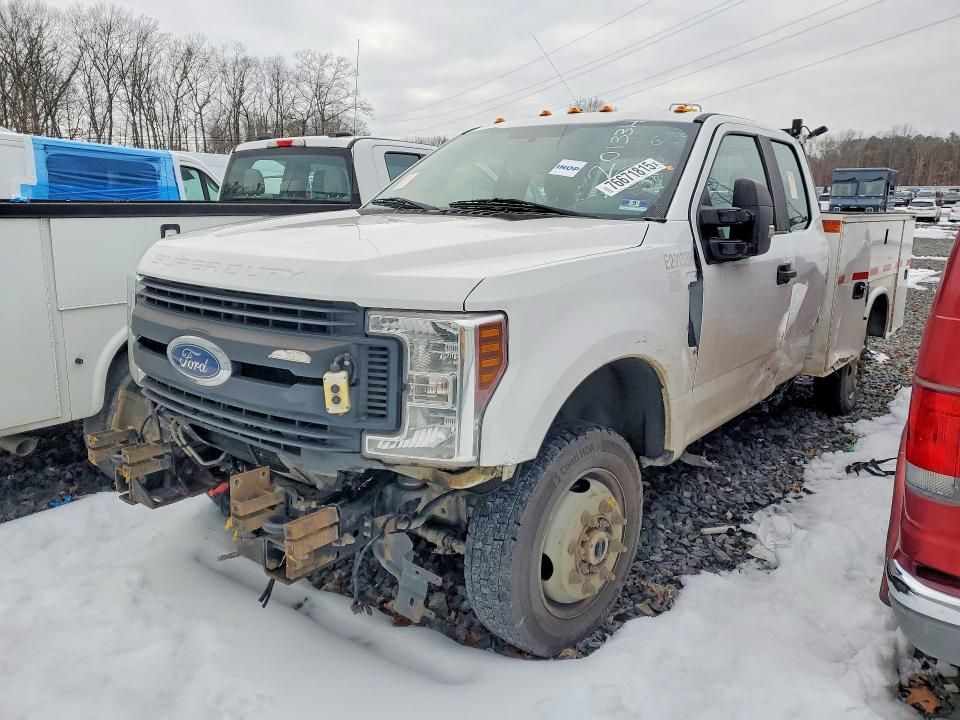 2019 Ford F350 xl