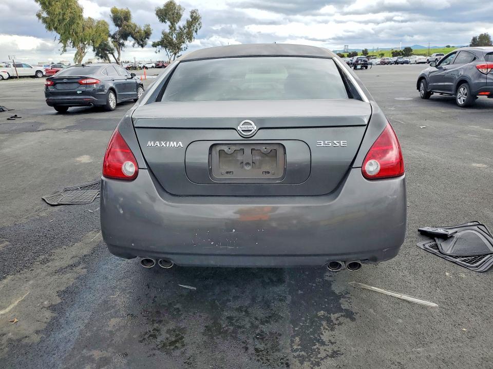 2006 Nissan Maxima se