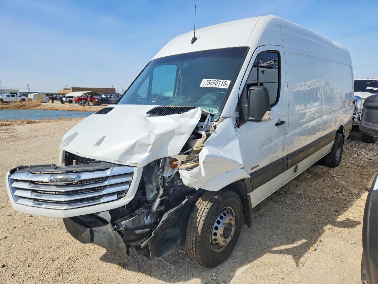 2014 Freigliner 2014 Benz Sprinter Cab & Chass