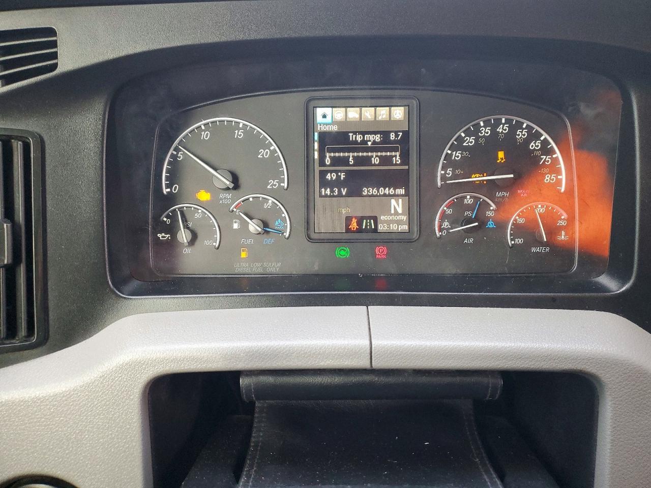 2020 Freigliner 2020 Freightliner CASCAIA126 Semi Truck