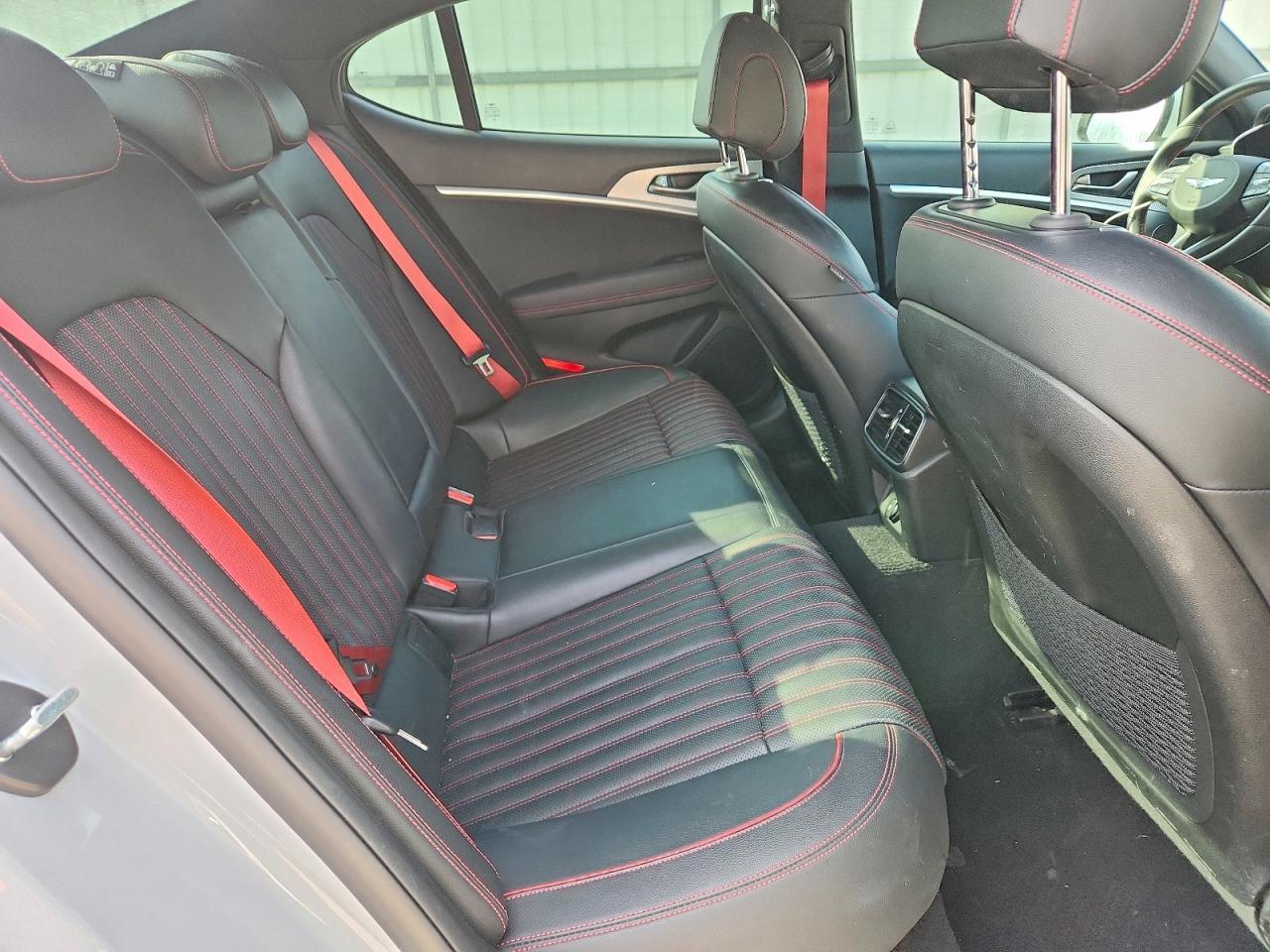 2023 Genesis G70 Base