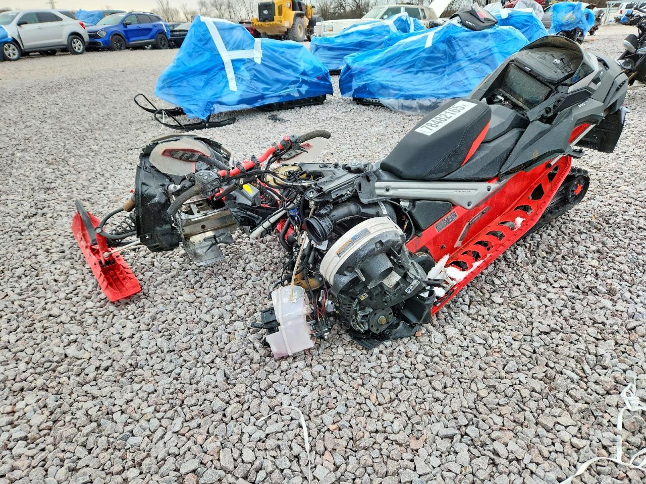2023 Lynx Rave RE