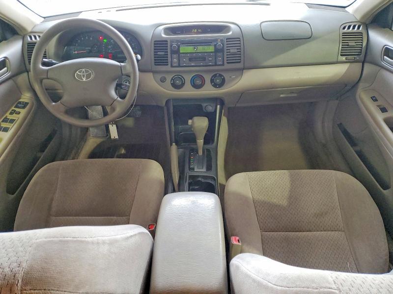2002 Toyota Camry le