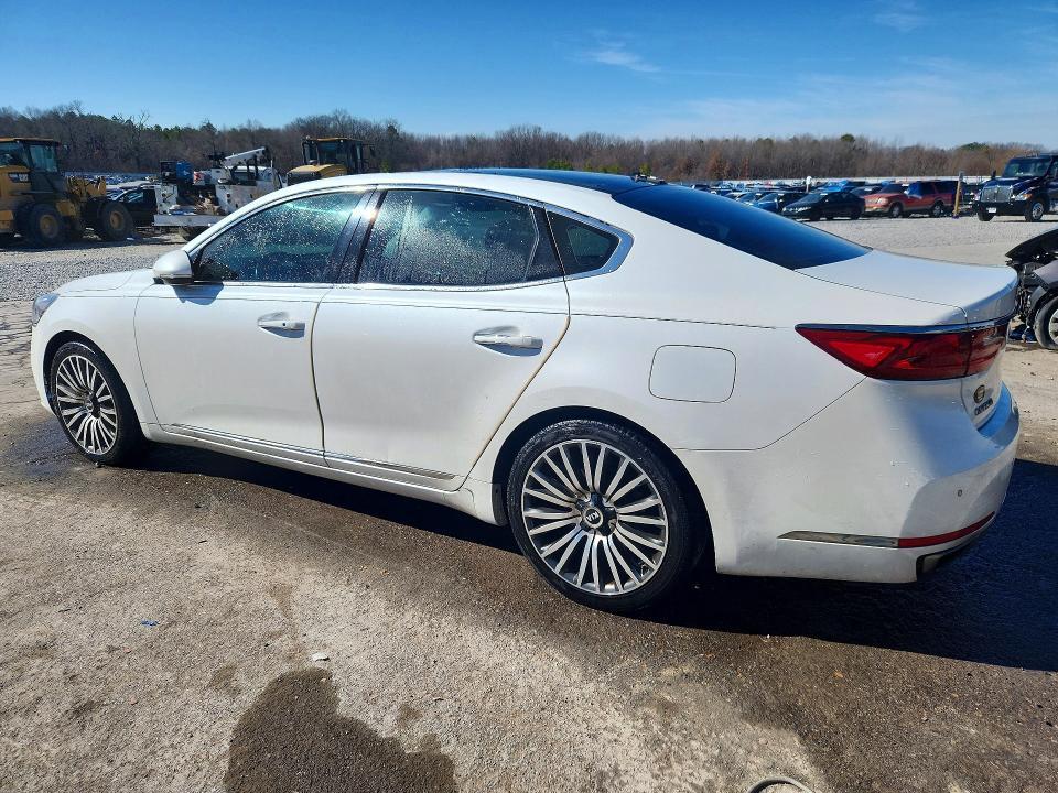 2017 KIA Cadenza Premium