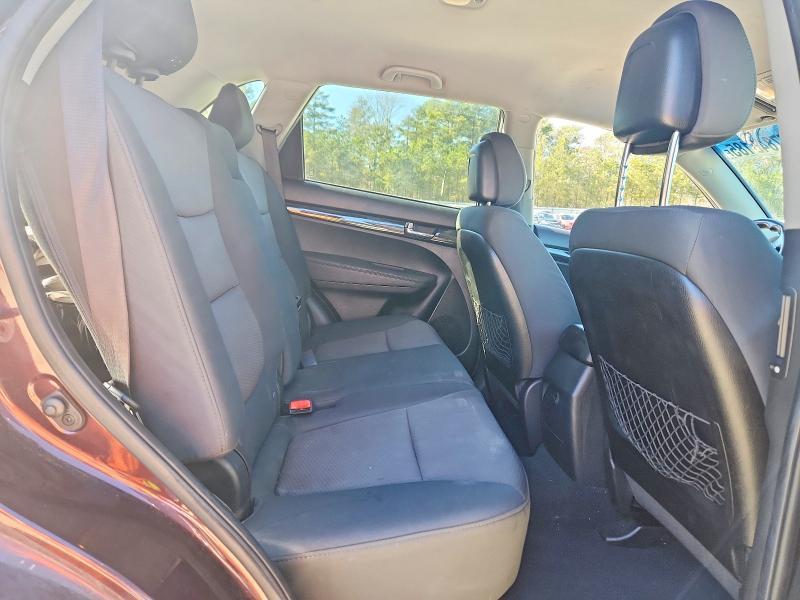 2012 KIA Sorento lx