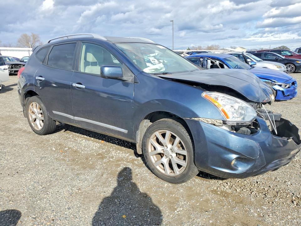 2012 Nissan Rogue s