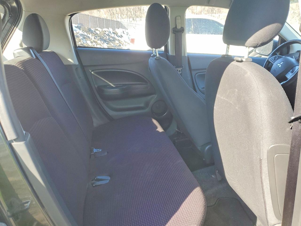 2014 Mitsubishi Mirage es
