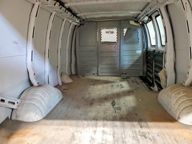 2014 Chevrolet Express 1500  Cargo Delivery van